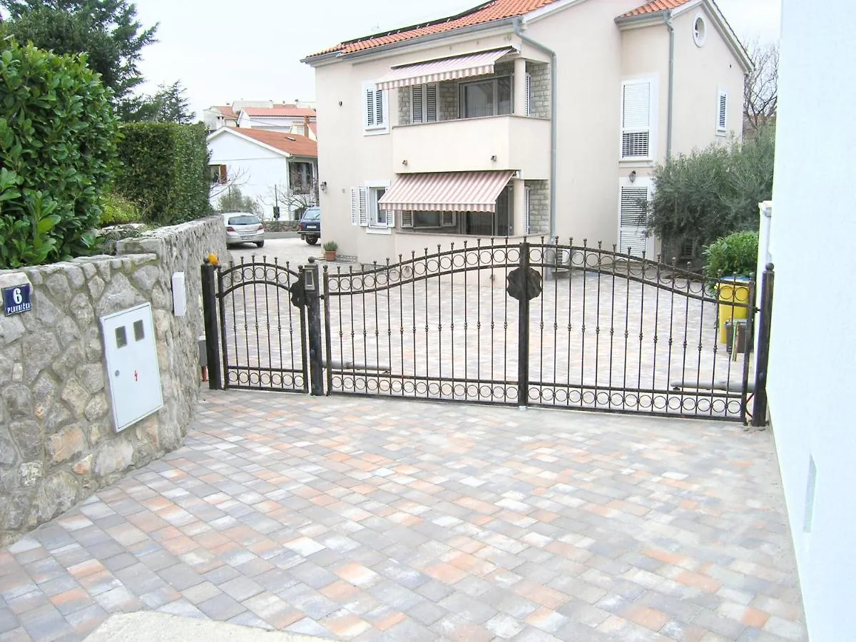 קרק Apartment Jan
