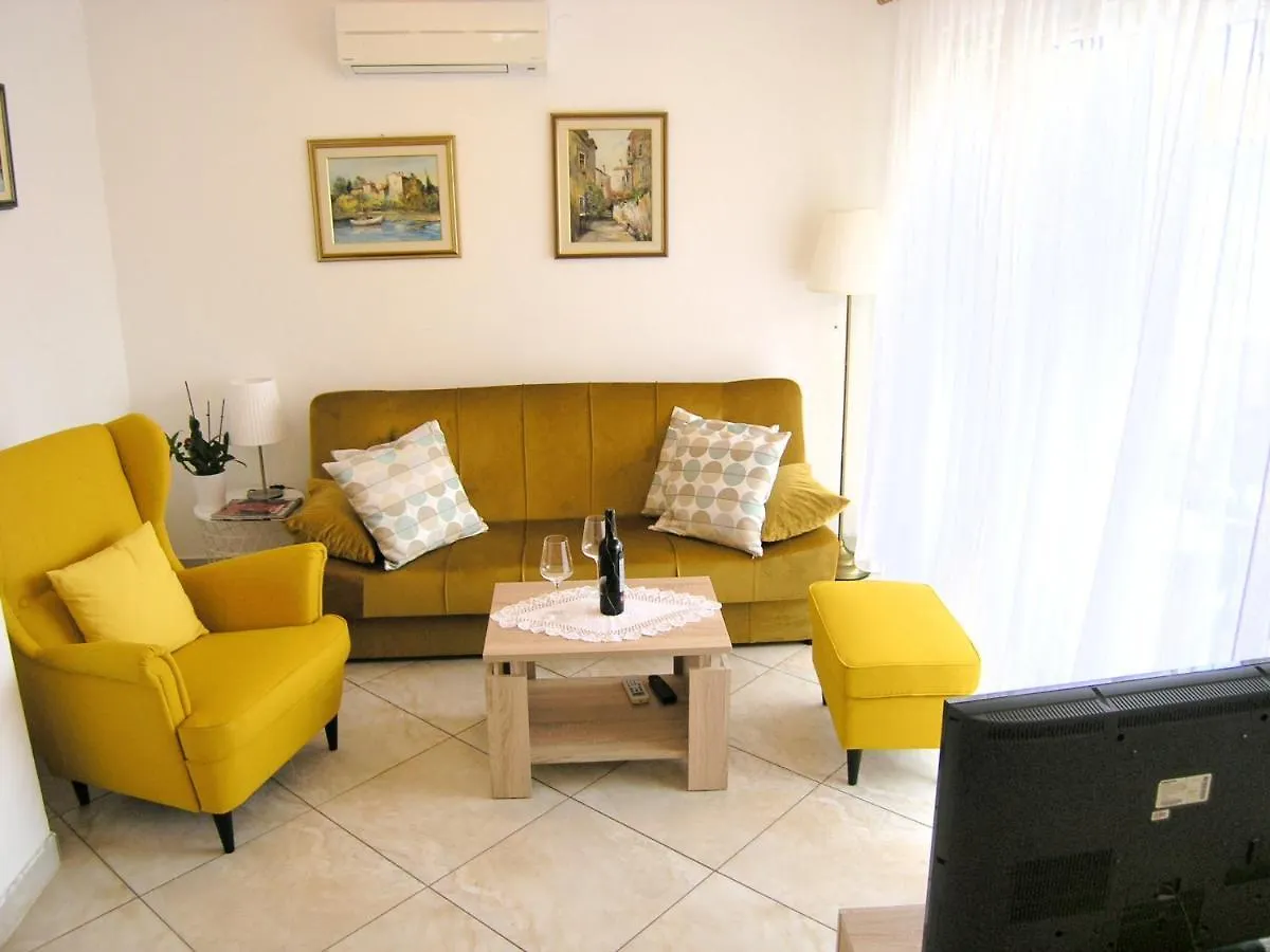 קרק Apartment Jan
